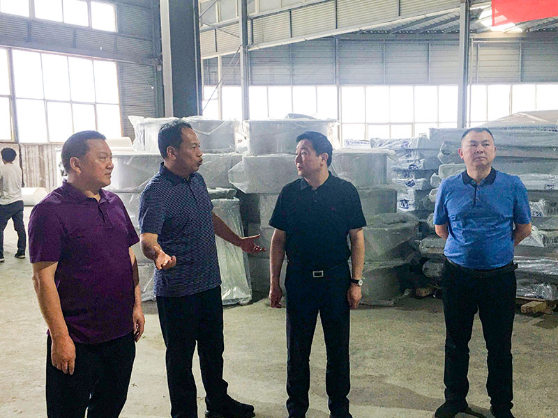 四川省廣元市經(jīng)開區(qū)領導來訪