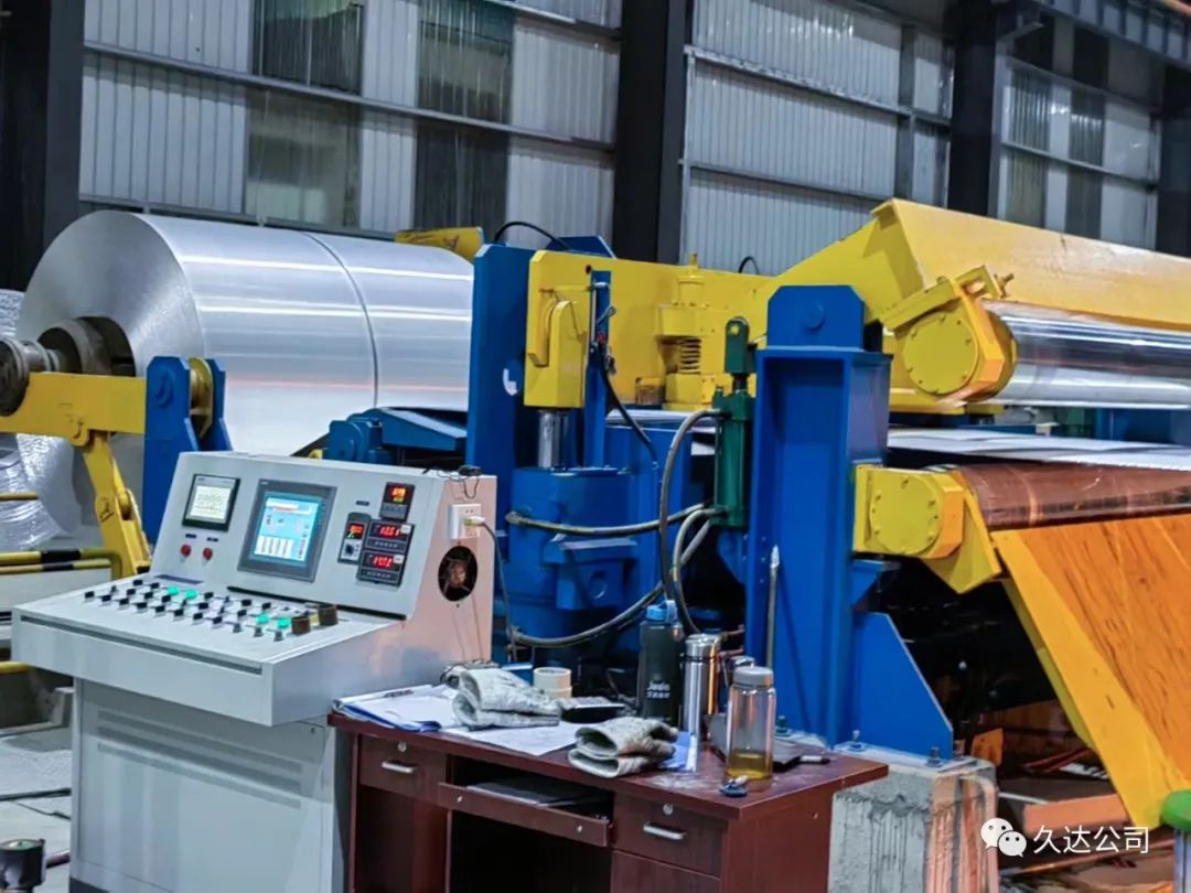 久達(dá)新材“雙胞胎”軋機(jī)投入生產(chǎn)